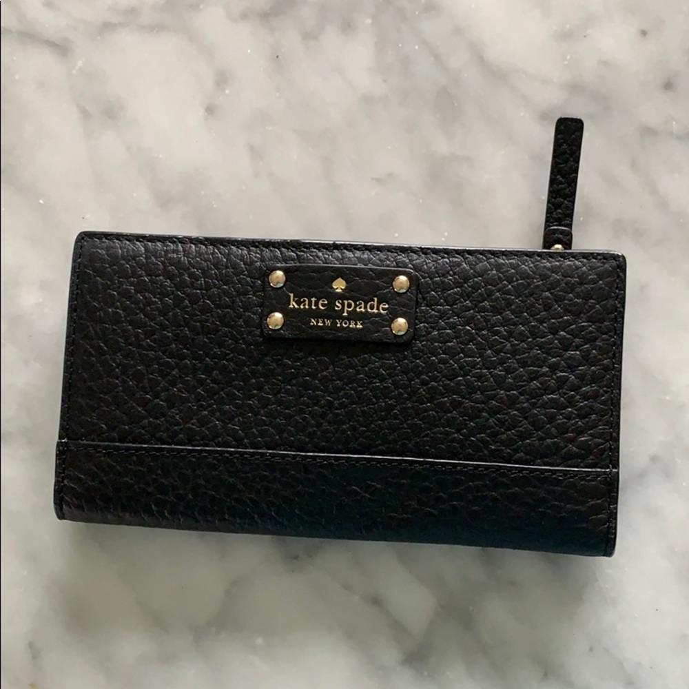 Kate Spade Bay Street wallet NWT